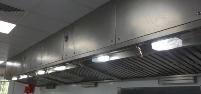 6m Hybrid Hood System installed at cafe Aster Garden by the Bay