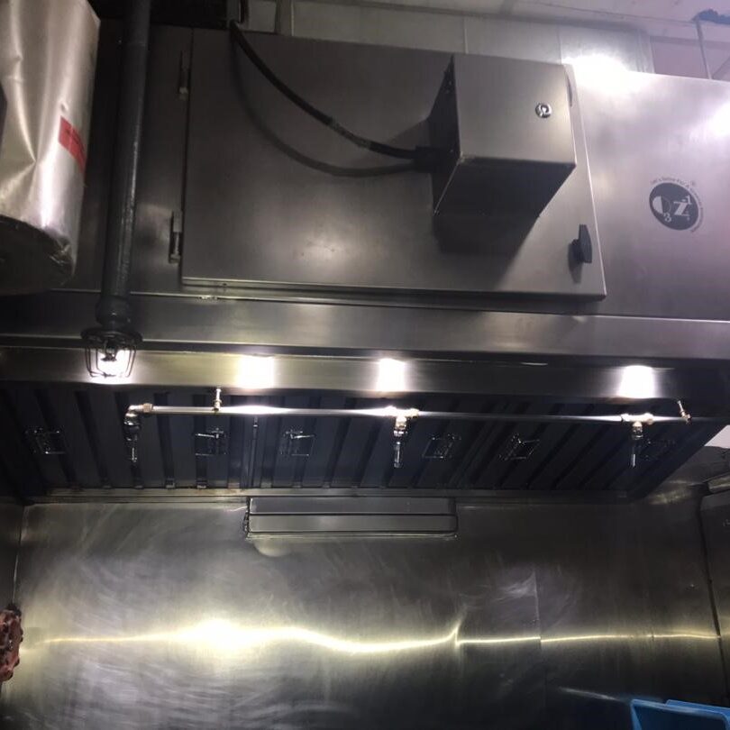 1.95m Hybrid Hood System installed at Dough Culture Waterway Point